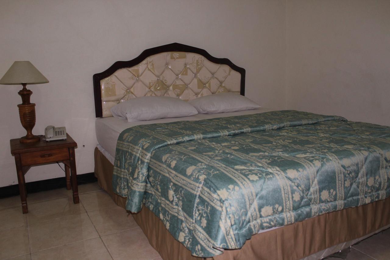 Sinar Bintang Hotel Cepu Εξωτερικό φωτογραφία